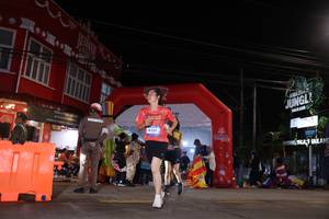 BIB: 4355
                            <button type="button" onclick="openModal(26259104)" class="btn btn-primary btn-sm float-right btn-popup" data-toggle="modal" data-target=".modal-high-quality">
                        <i class="fas fa-shopping-cart"></i> Add to Cart
                    </button>
                                            <button type="button" onclick="isThisMe(26259104, true)" class="btn btn-success btn-sm float-right btn-popup btn-isme hidden" data-toggle="tooltip" data-placement="bottom" title="นี่คือรูปของคุณใช่ไหม คลิกที่นี่เพื่อเอาเข้าอัลบั้ม">
                        <i class="fas fa-plus"></i> Add to album
                    </button>
                    <button type="button" onclick="isThisMe(26259104, false)" class="btn btn-warning btn-sm float-right btn-popup btn-isnotme hidden">
                        <i class="fas fa-ban"></i> Remove from album
                    </button>